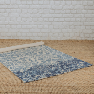 Tapis Kilim bleu