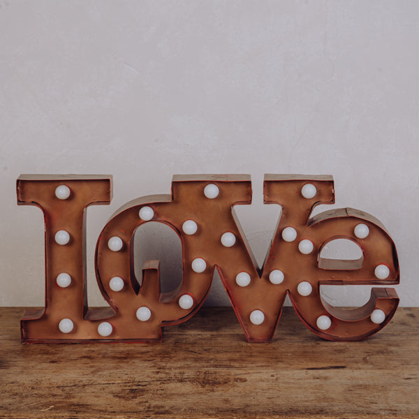 Enseigne lumineuse "Love"