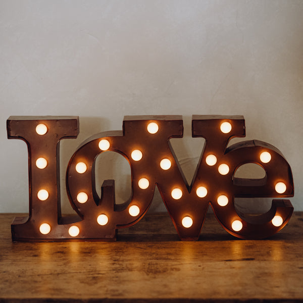 Enseigne lumineuse "Love"