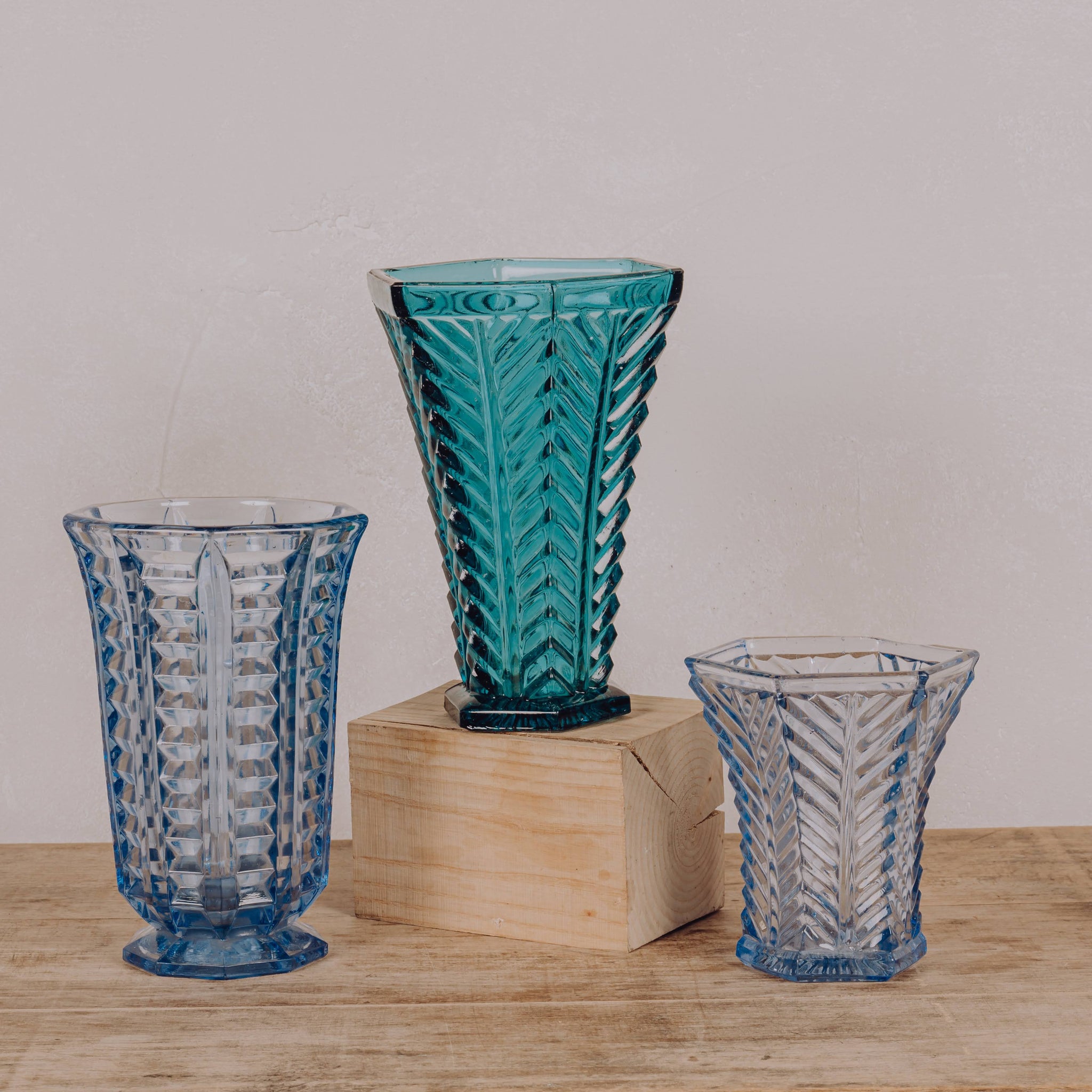 VASE VERRE CISELÉ VINTAGE 7X15CM TRANSPARENT VASE VERRE CISELÉ VINTAGE 7X15CM TRANSPARENT