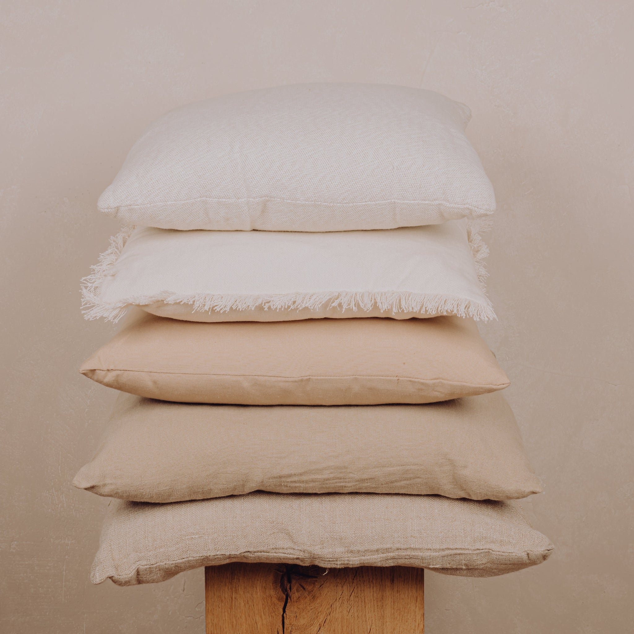 Coussin blanc / beige