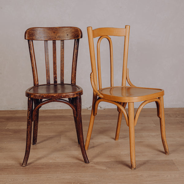 Chaises en bois vintage - modèles dépareillés